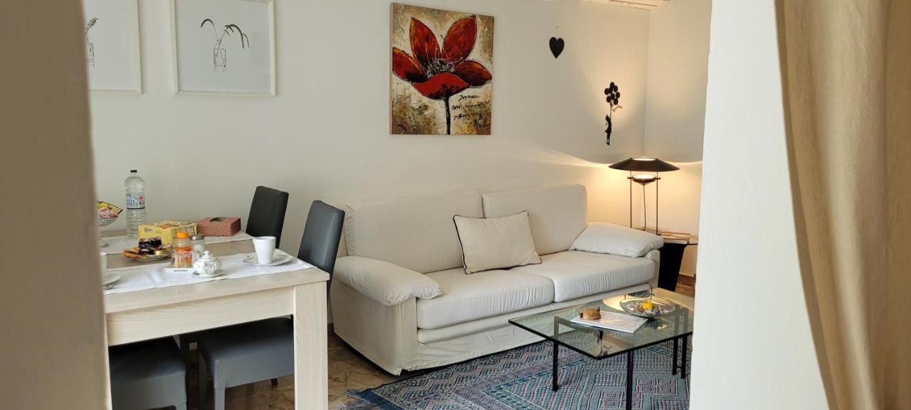 Casa Chanoux - Cir 0001 Hone Lejlighed Eksteriør billede